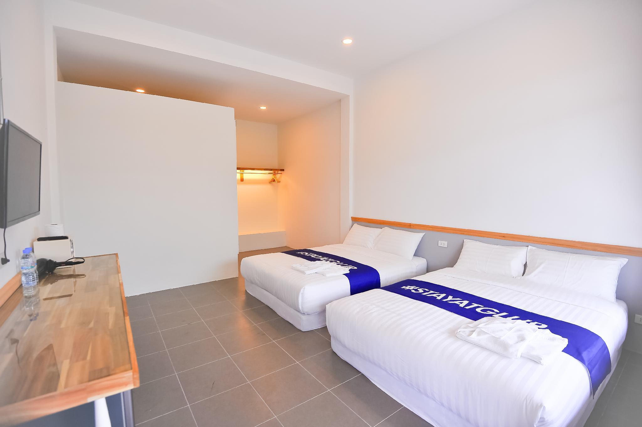 Glur Phuket Patong Beach Екстериор снимка